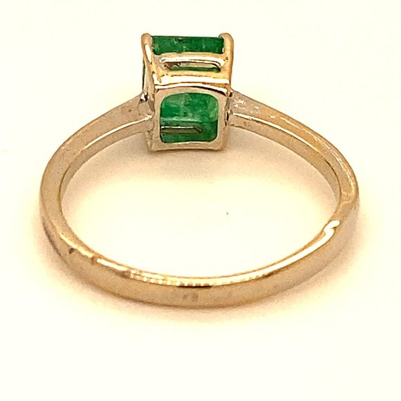 Emerald 1.11ct Solid 18K White Gold Ring - Picture 4 of 6